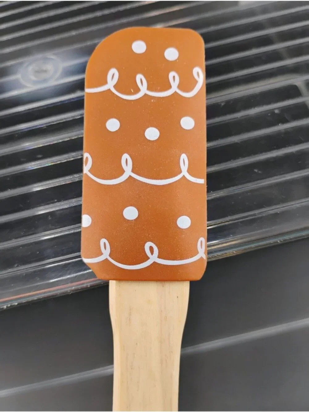 Wondershop Frosting Spreader Silicone & Rubberwood Baking Utensil